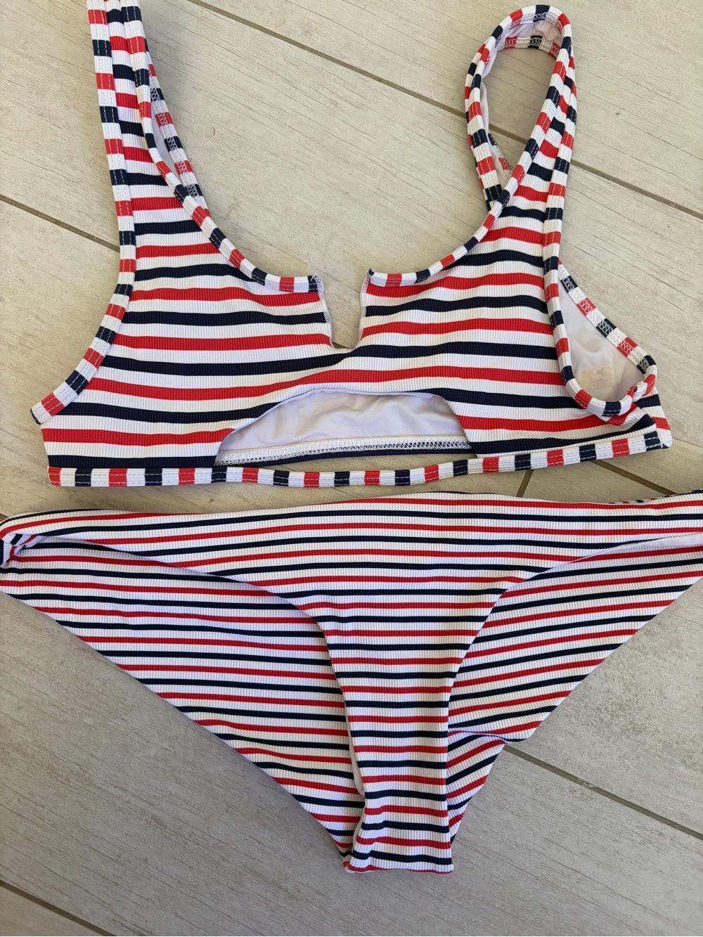 Frankie’s Bikinis Set